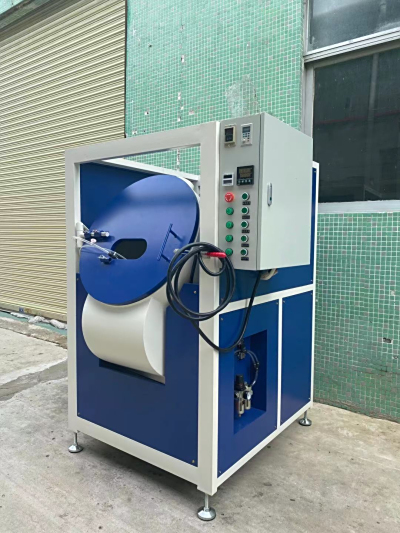 The advantages of roll spraying machine in the toy industry